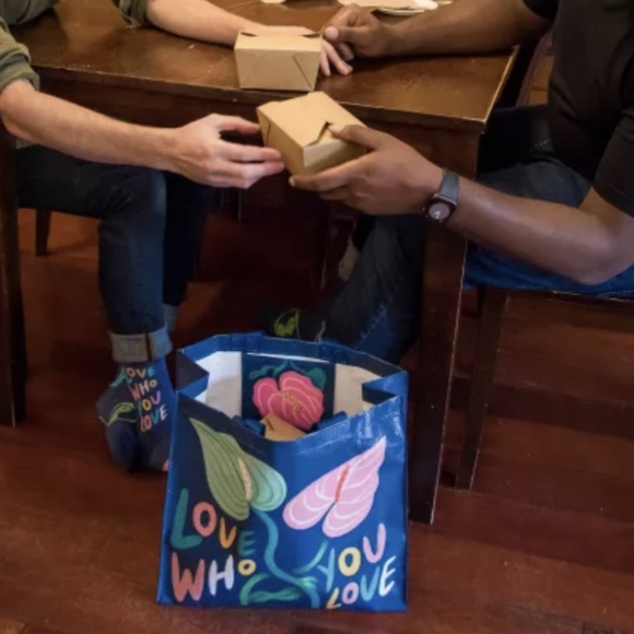 Love Who You Love Shopper--BlueQ - Picture 4 of 4